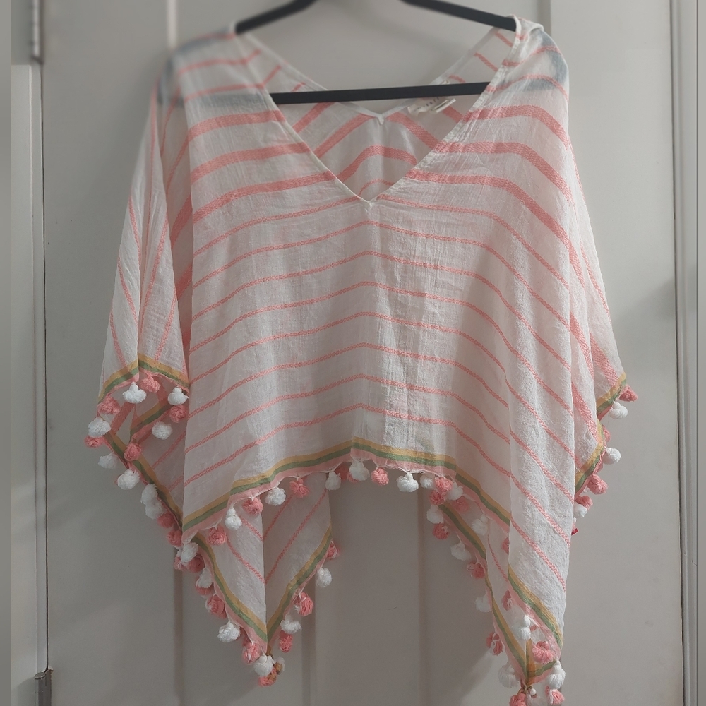 One size beach poncho